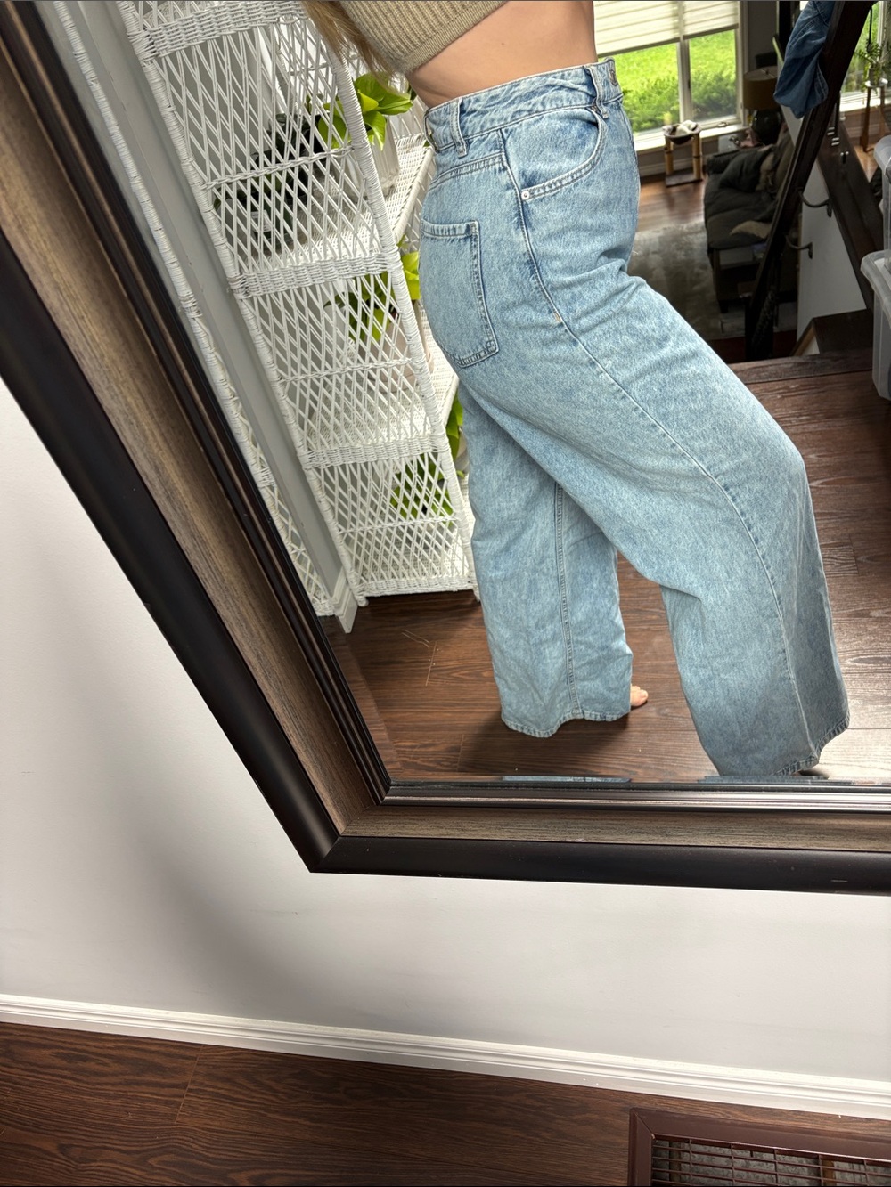 Light Blue High-Waist Wide Leg Jeans - Unbranded